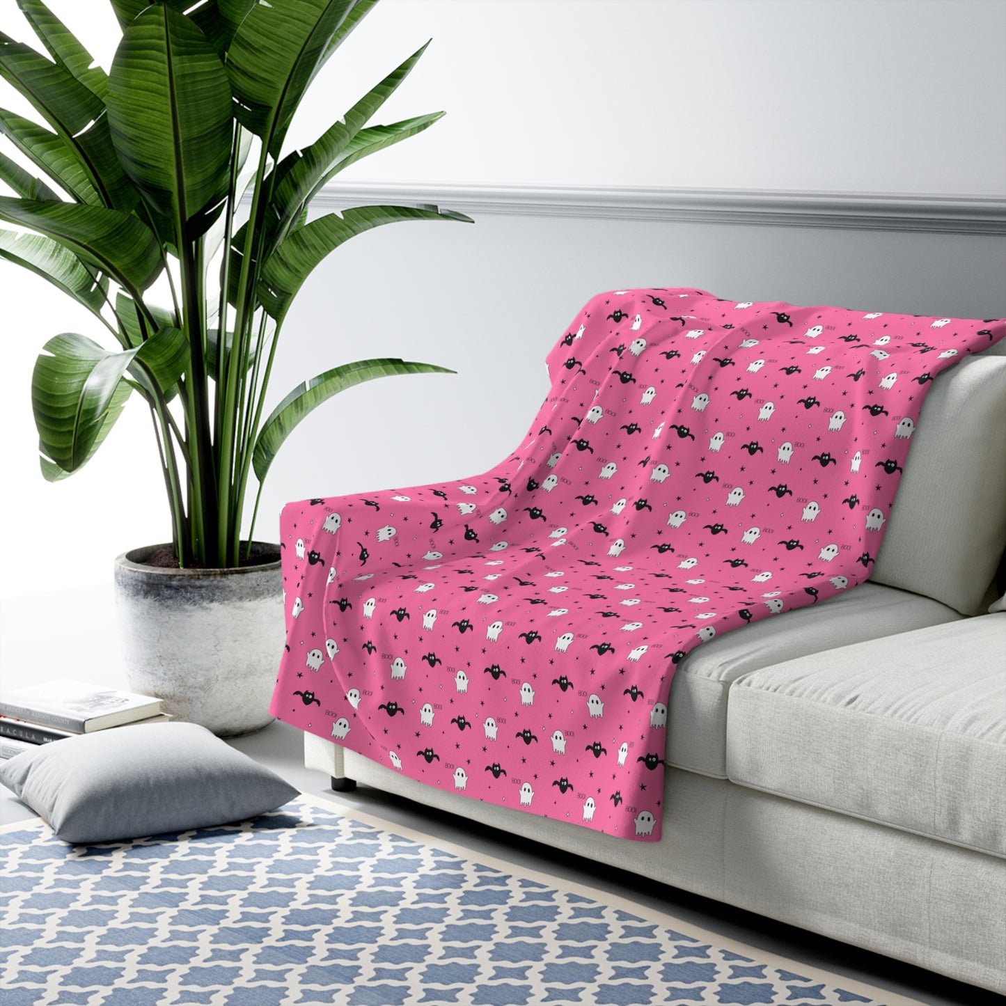 BOO Ghosts & Bats Sherpa Fleece Blanket, Halloween Throw Blanket Pink 50" × 60" - HolidayShoppingFinds