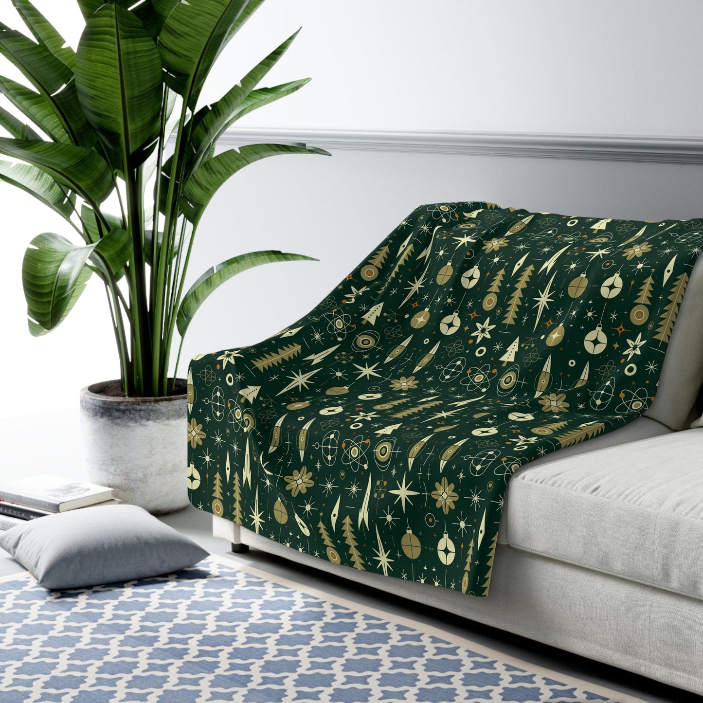 Green Gala Sherpa Fleece Blanket, Christmas Ornaments Throw Blanket 60" × 80" - HolidayShoppingFinds