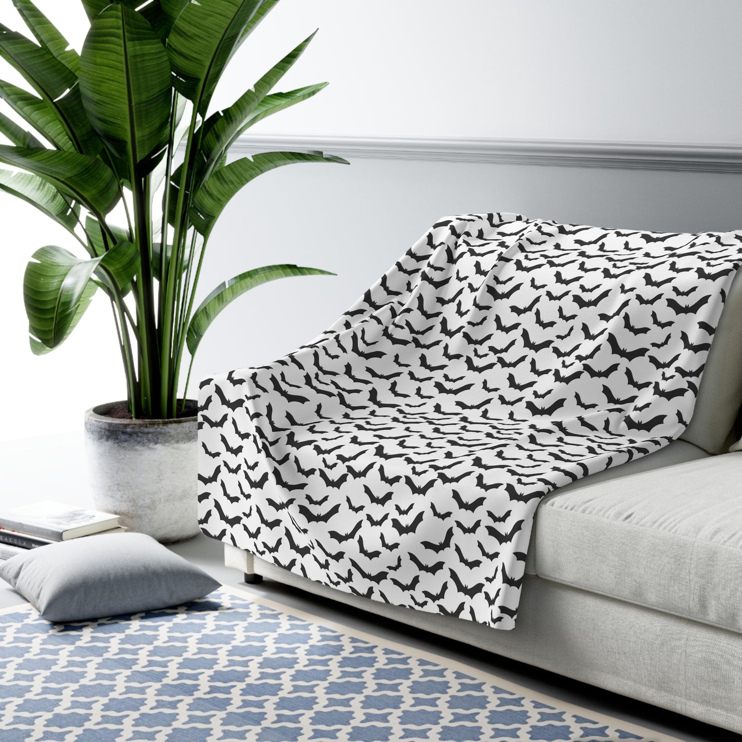 Spooky Bats Sherpa Fleece Blanket, Halloween Throw Blanket B&W Blanket 60" × 80" - HolidayShoppingFinds