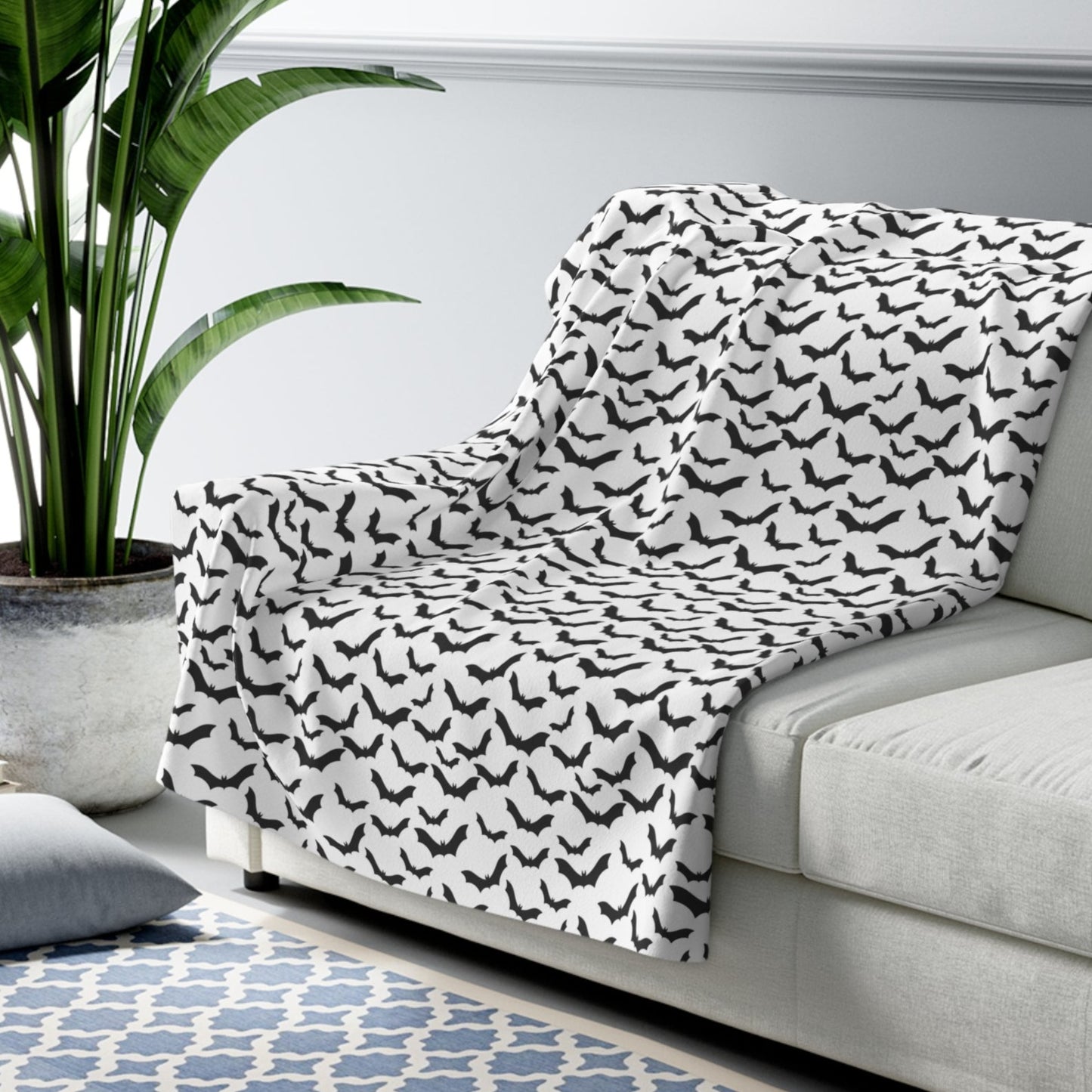 Spooky Bats Sherpa Fleece Blanket, Halloween Throw Blanket B&W Blanket 50" × 60" - HolidayShoppingFinds
