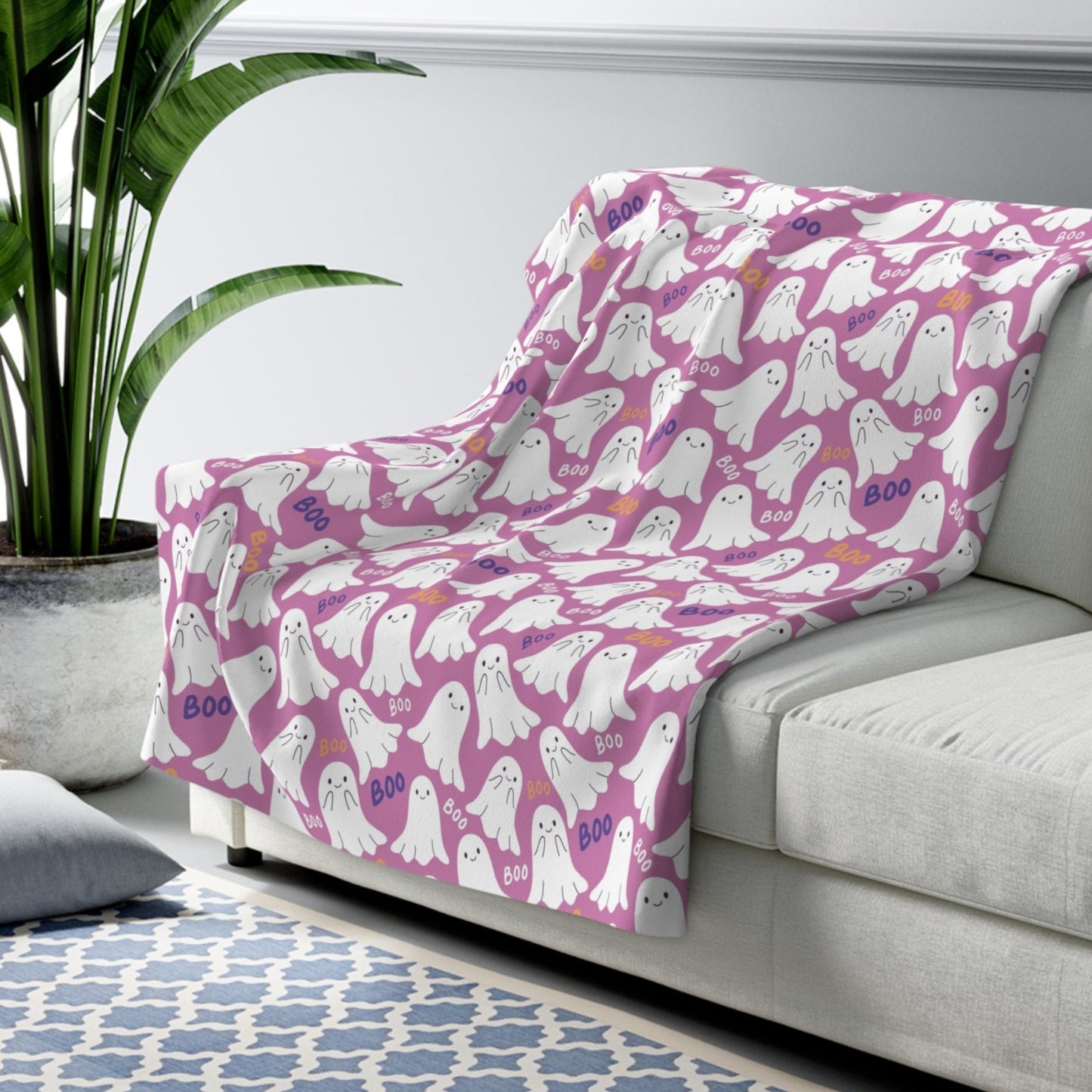 BOO Ghost Pink Sherpa Fleece Blanket, Halloween Ghost Throw Blanket 50" × 60" - HolidayShoppingFinds
