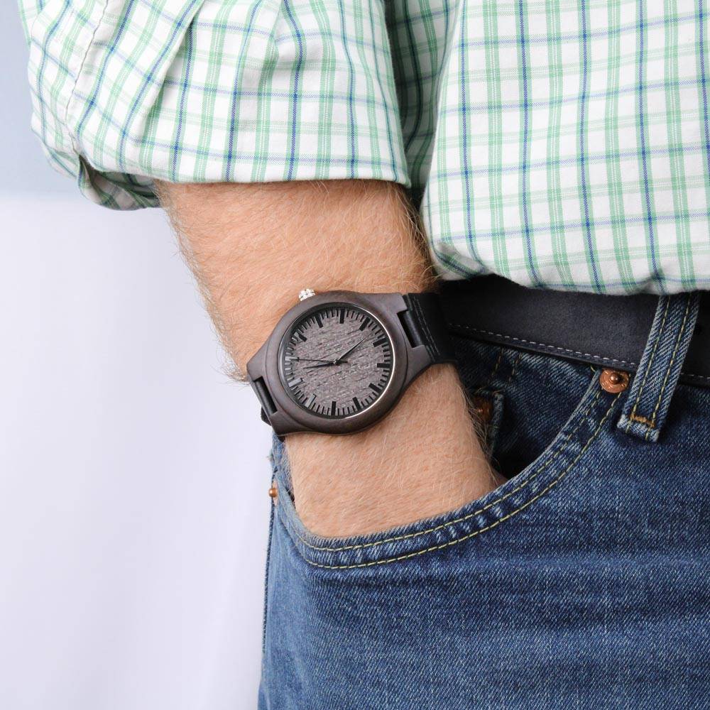 I Hooked The Best Dad Engraved Wooden Watch Gift for Fisherman Dad - HolidayShoppingFinds