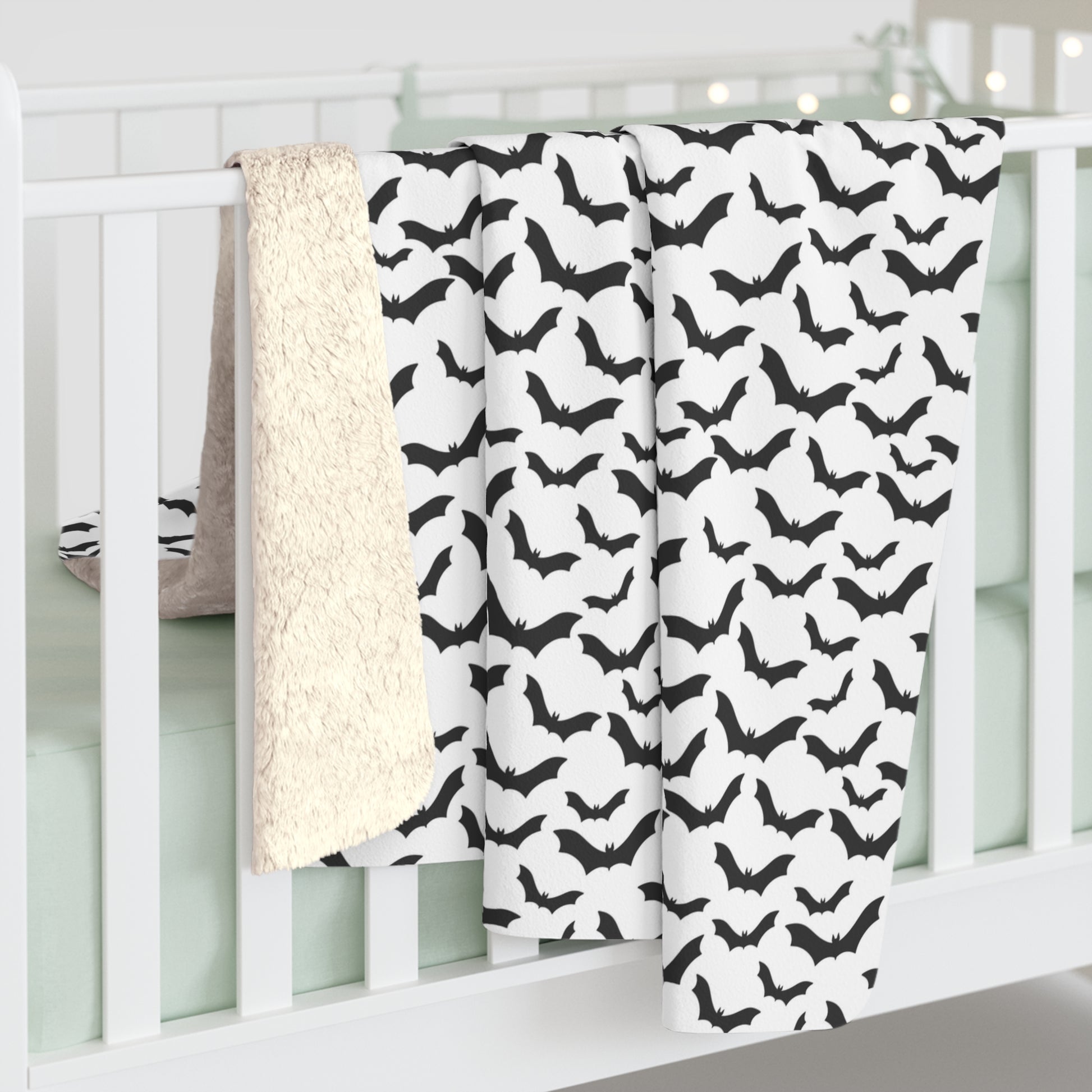 Spooky Bats Sherpa Fleece Blanket, Halloween Throw Blanket B&W Blanket    - HolidayShoppingFinds